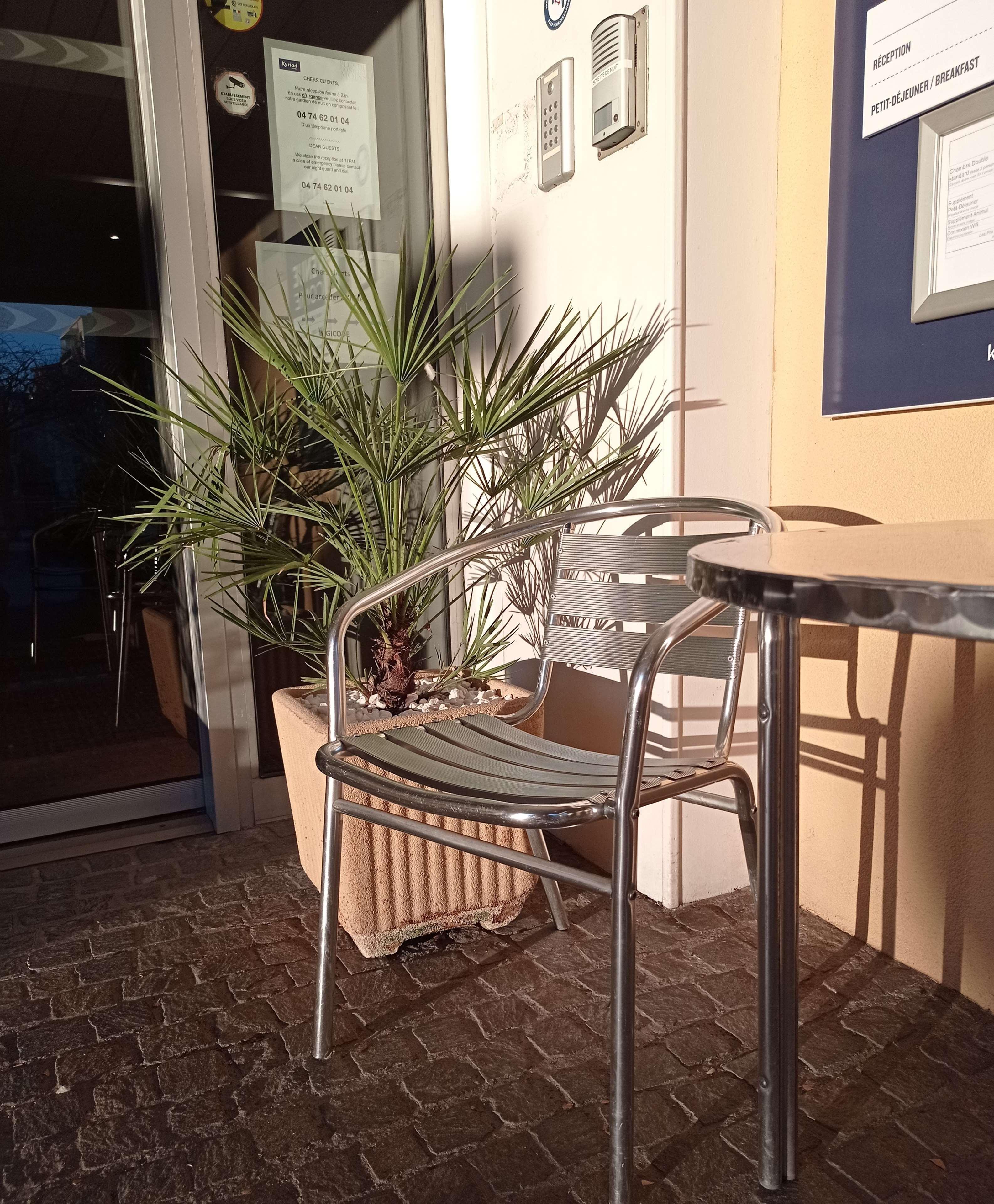 Kyriad Villefranche Sur Saone Exterior foto